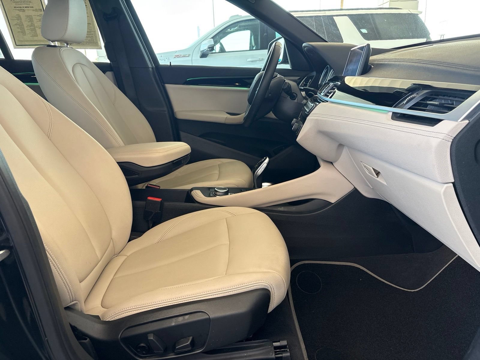 Used 2022 BMW X1 sDrive28i w/ Convenience Package FWD image 19