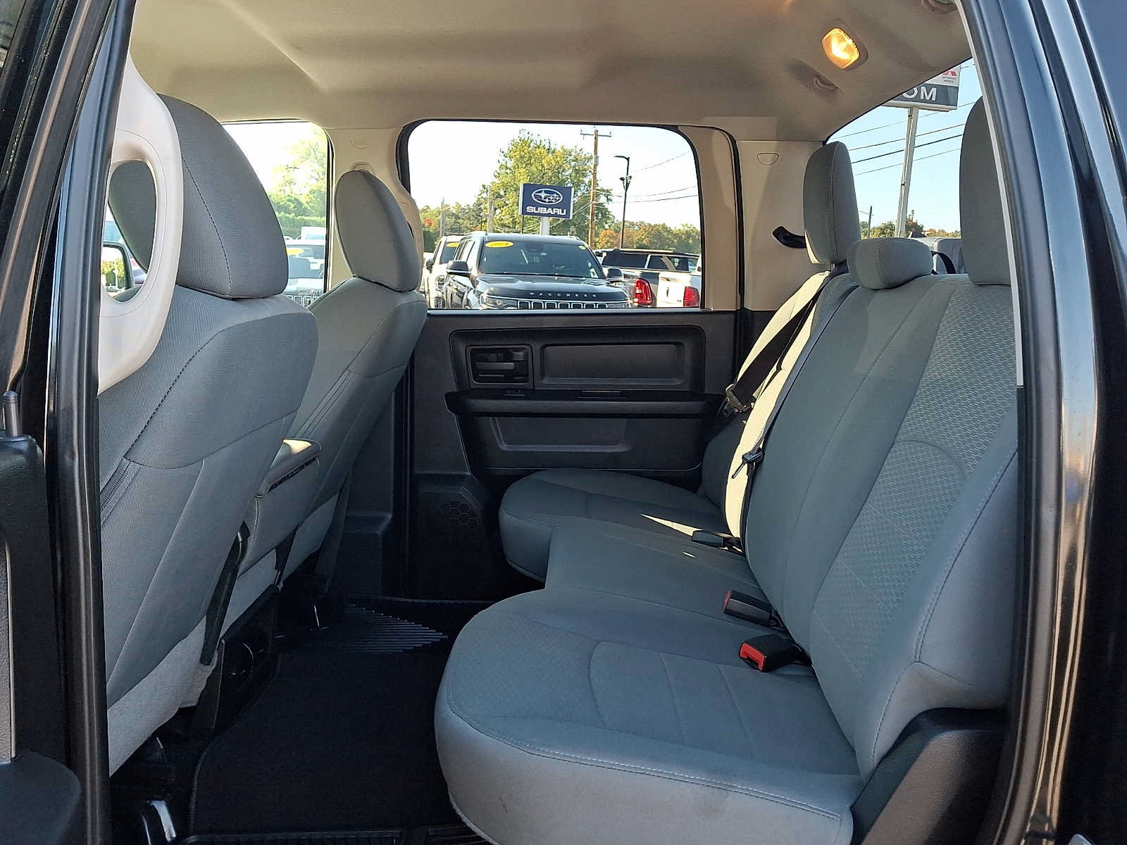 Used 2016 RAM 1500 Express w/ Black Ram 1500 Express Group AWD/4WD image 10