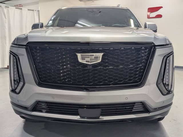 Used 2025 Cadillac Escalade Sport w/ LPO, ONYX Package RWD image 28