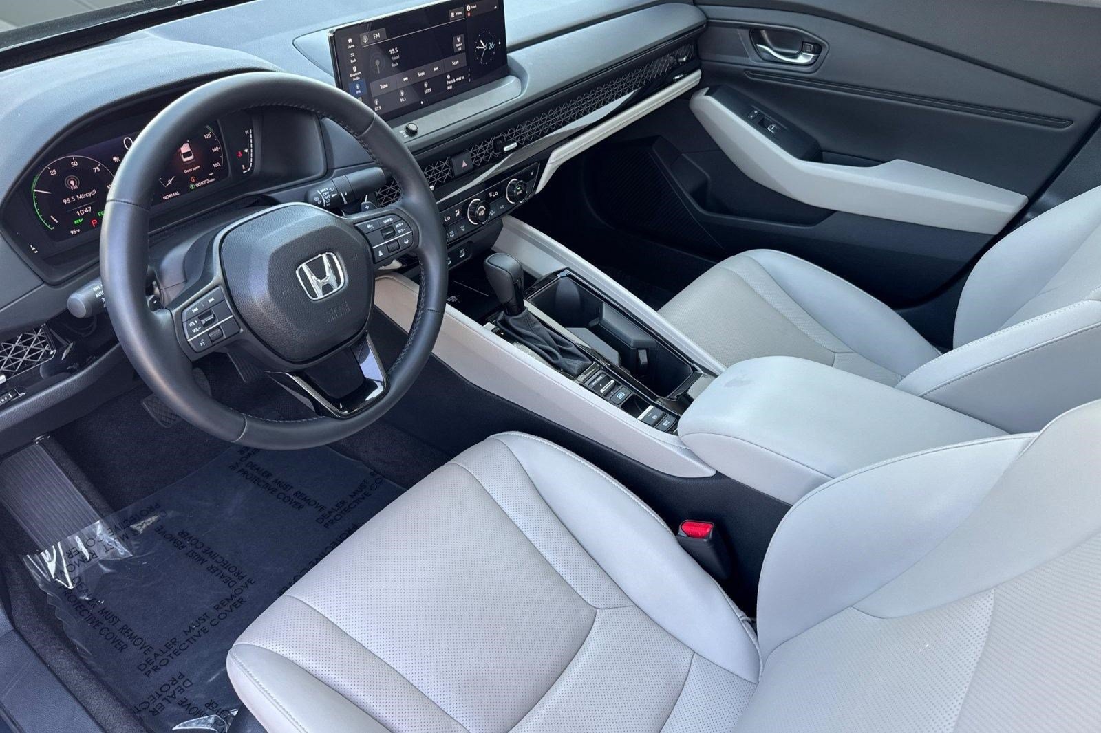 Certified 2026 Honda Accord EX-L image 4