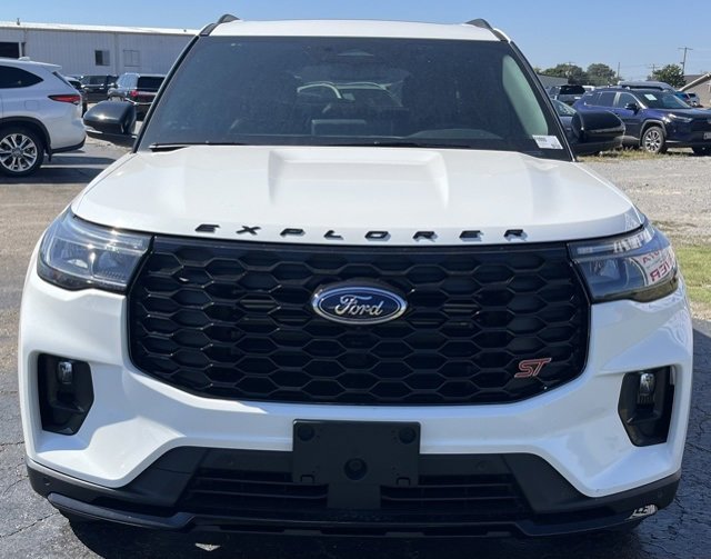 New 2025 Ford Explorer ST image 3
