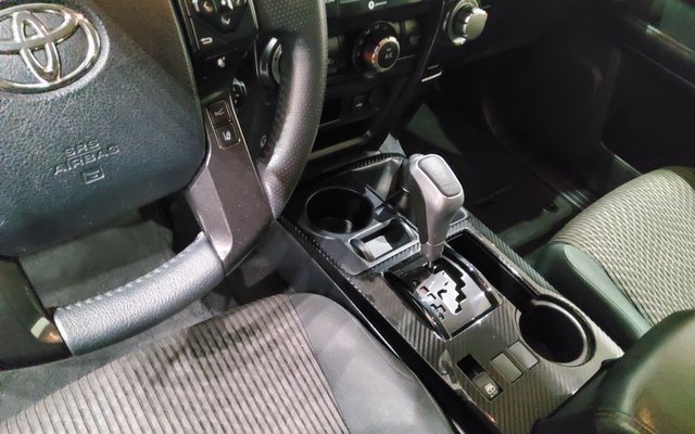 Used 2023 Toyota 4Runner TRD Off-Road image 18