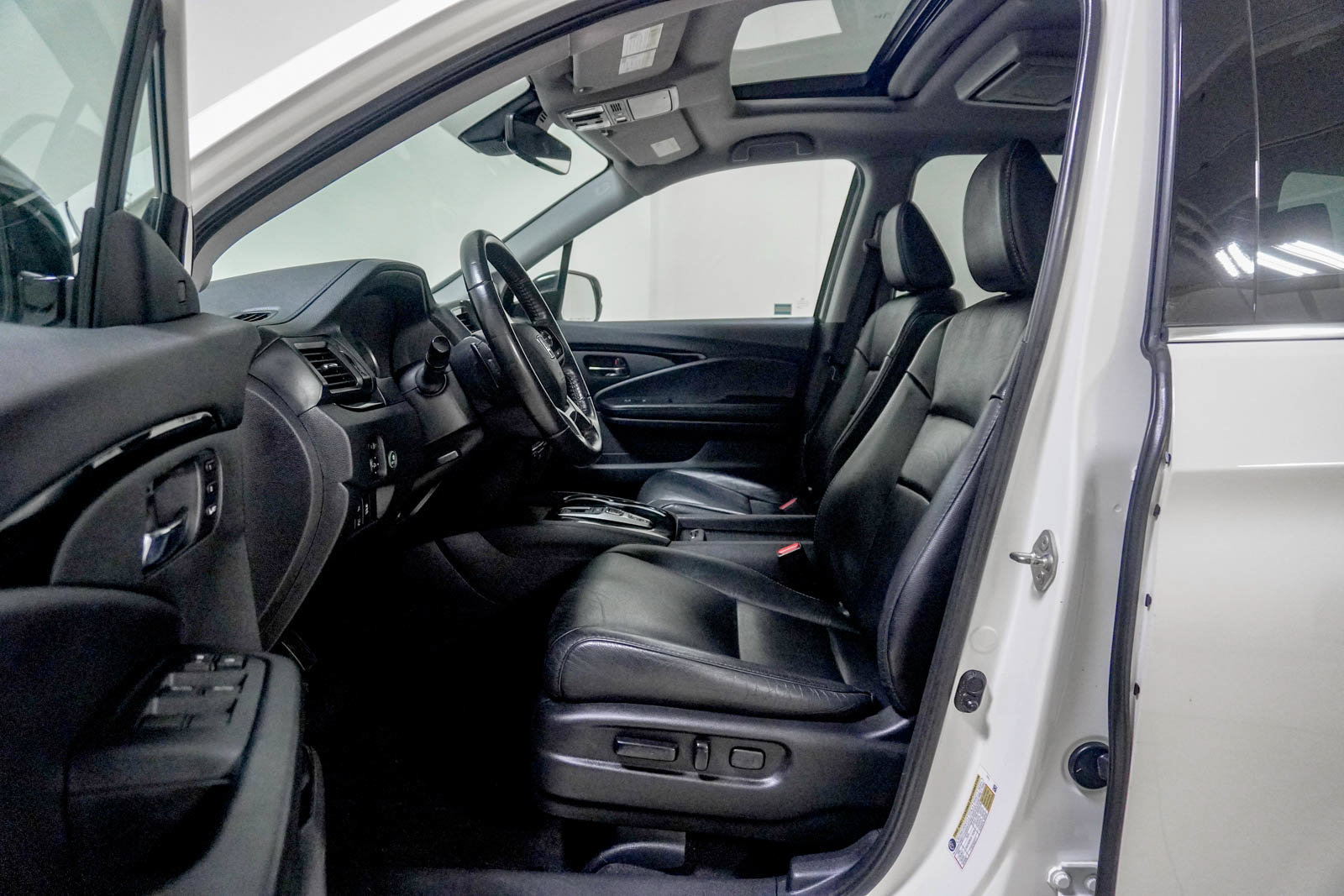 Used 2019 Honda Pilot Touring image 21