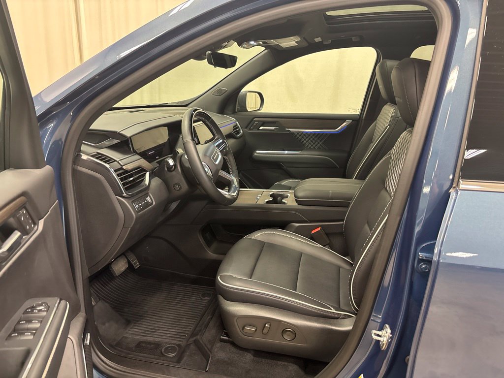 Used 2026 GMC Acadia Denali w/ Super Cruise Package AWD/4WD image 19