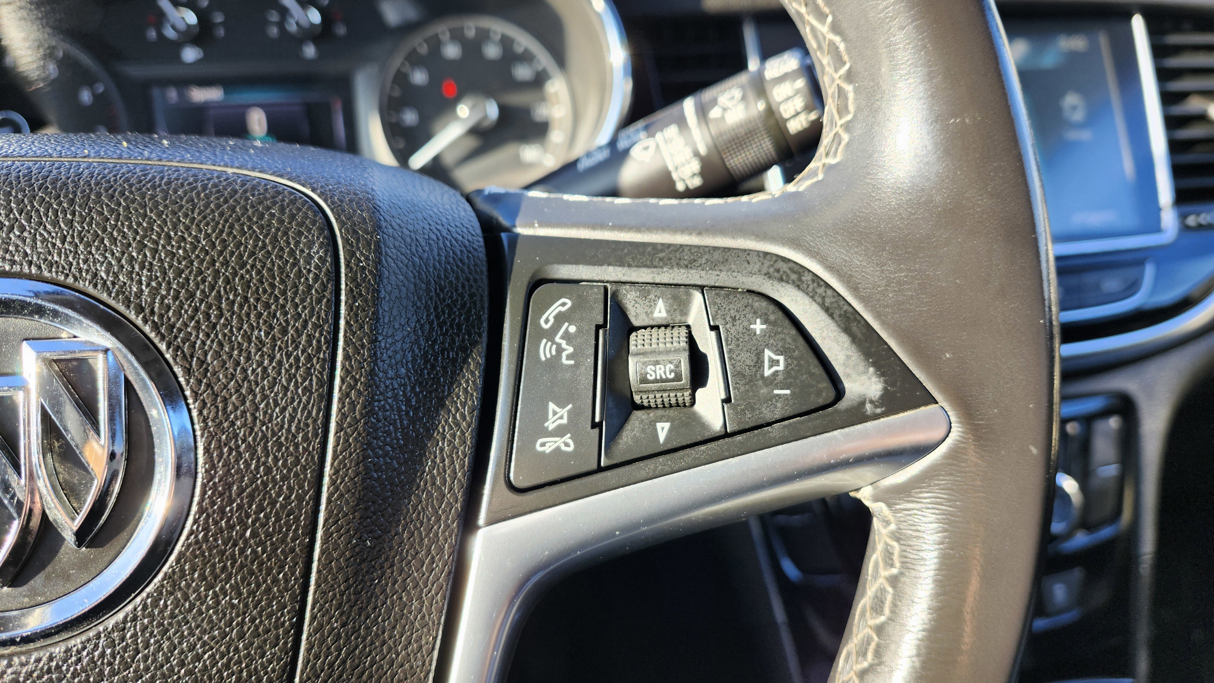 Used 2019 Buick Encore Preferred image 31