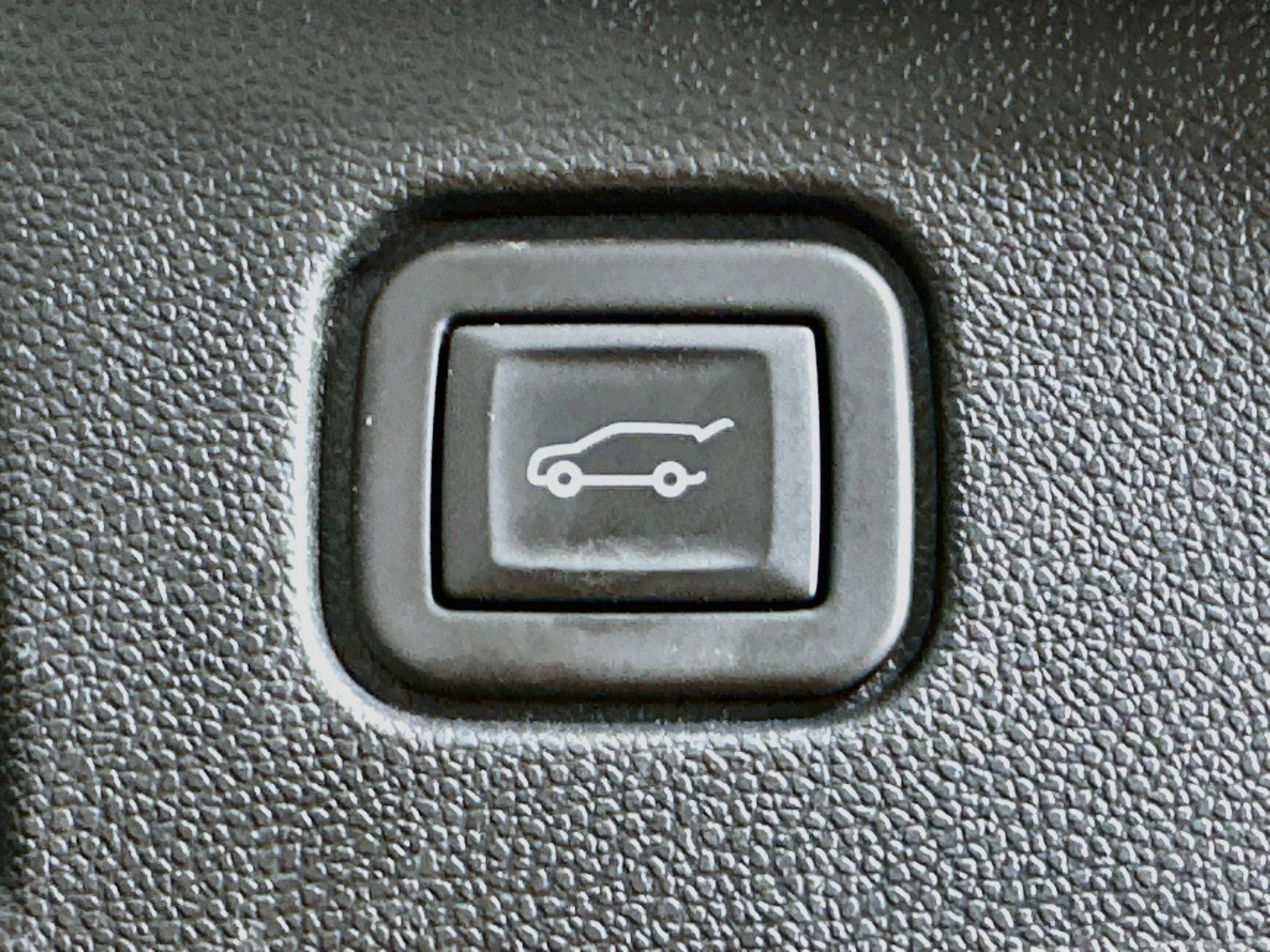 Used 2024 Chevrolet Blazer EV LT AWD/4WD image 30