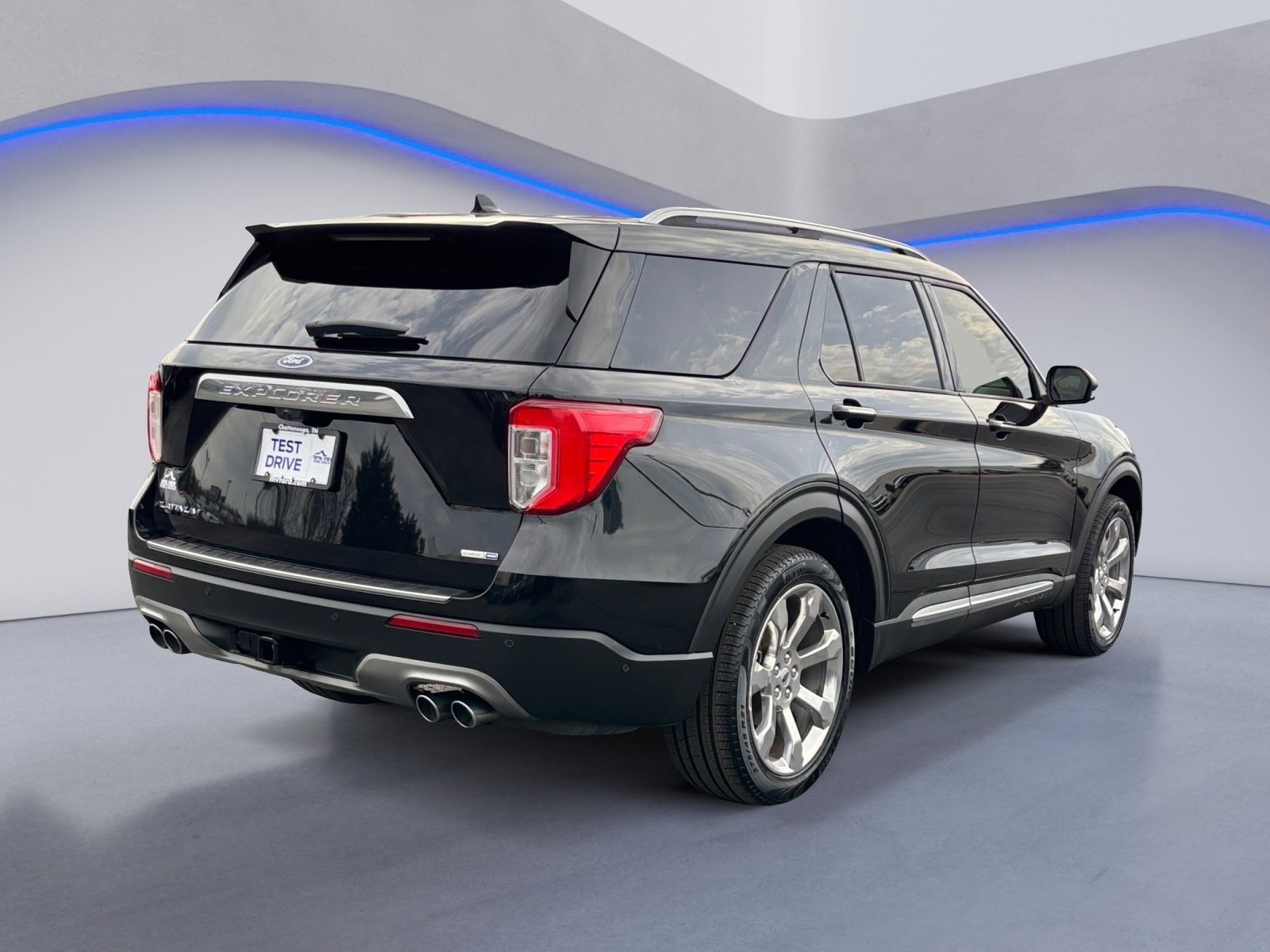 Used 2020 Ford Explorer Platinum w/ Premium Technology Package image 11