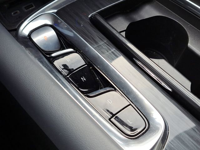 Used 2023 Buick Enclave Essence image 26