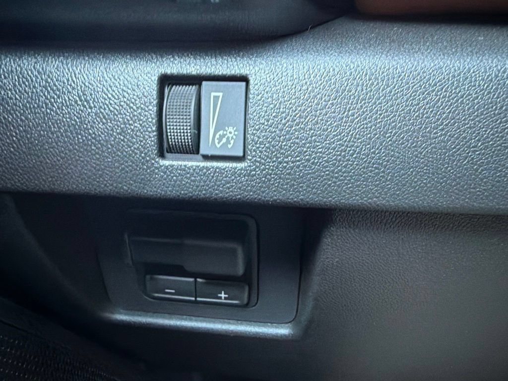 New 2026 GMC Canyon AT4 w/ AT4 Premium Package AWD/4WD image 23