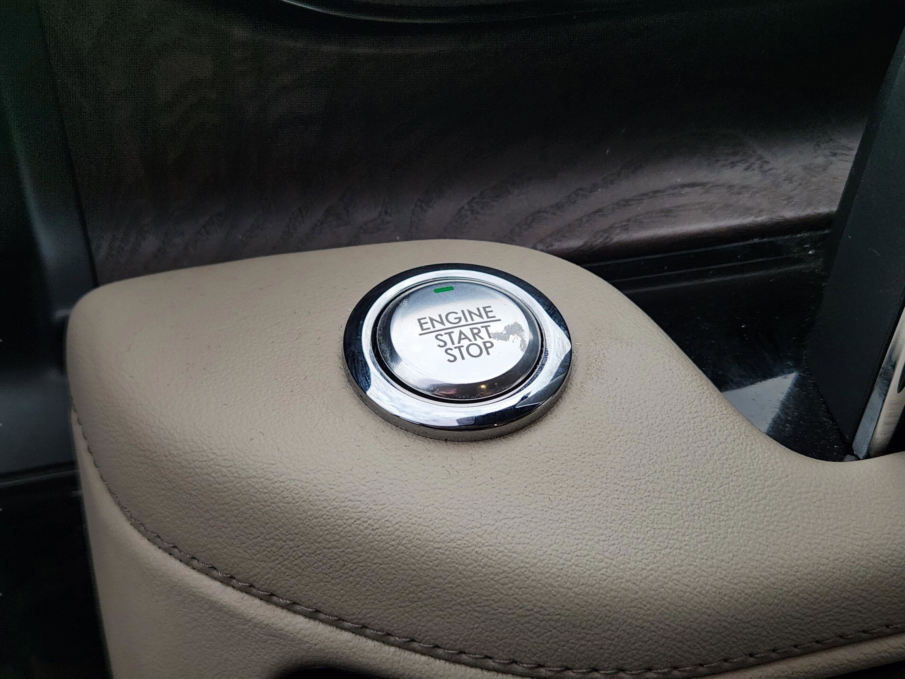 Used 2023 Lincoln Aviator Reserve w/ Equipment Group 201A image 13