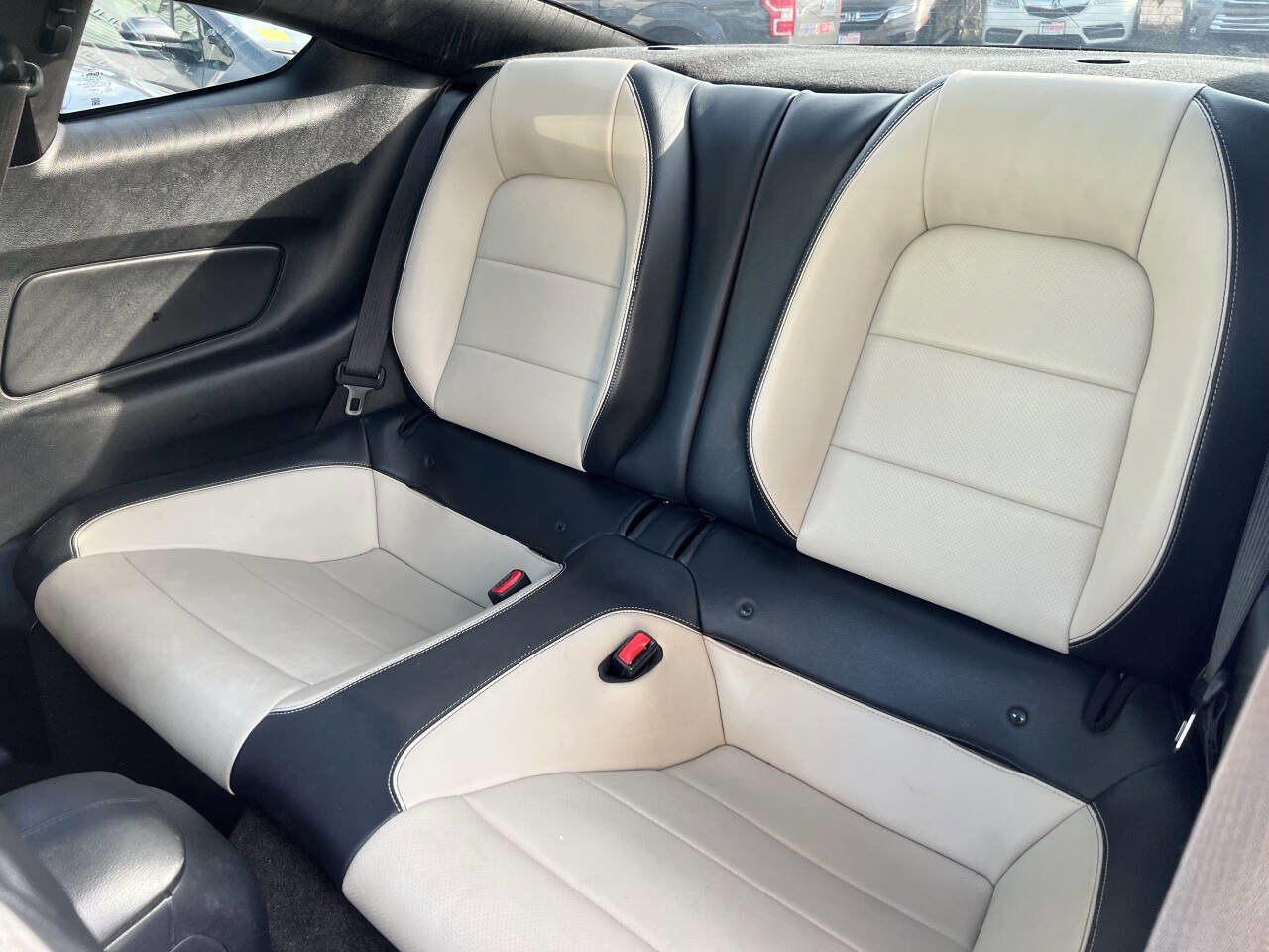 Used 2015 Ford Mustang GT Premium w/ Equipment Group 401A image 17