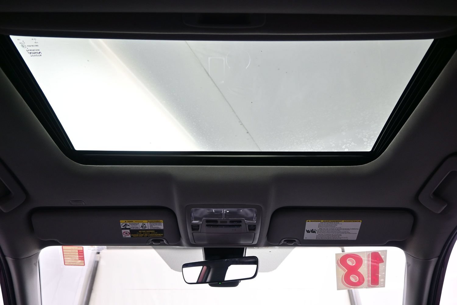 Used 2018 Toyota Highlander XLE AWD/4WD image 18