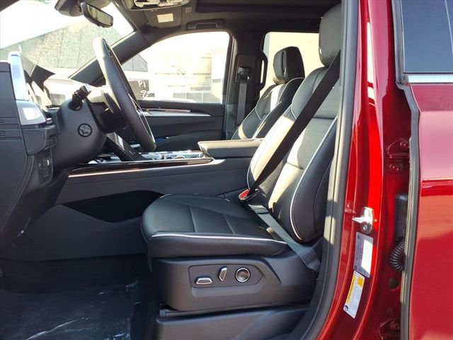 New 2026 Cadillac Escalade Luxury image 7