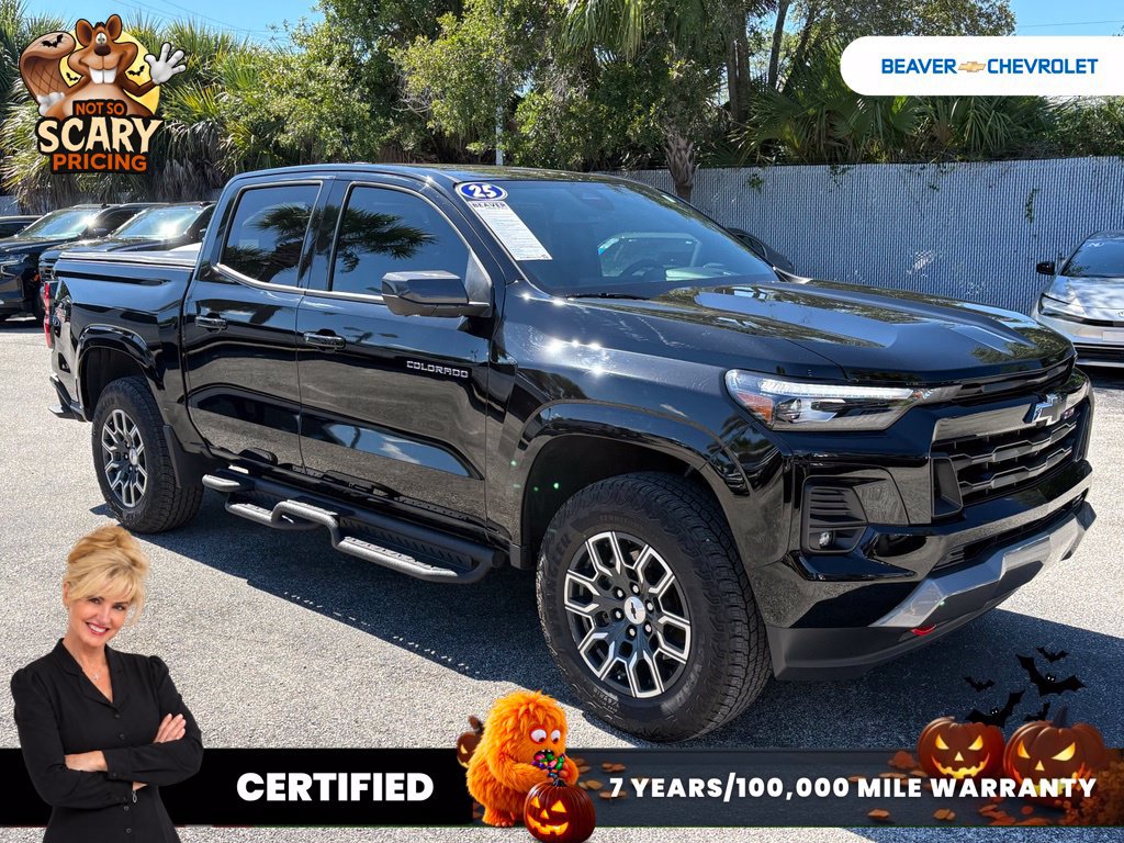 Used 2025 Chevrolet Colorado Z71 w/ Technology Package AWD/4WD image 9