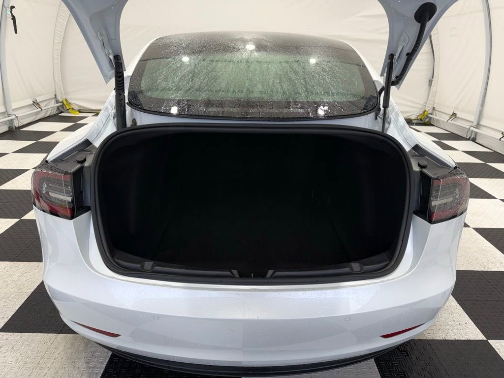 Used 2022 Tesla Model 3 image 4