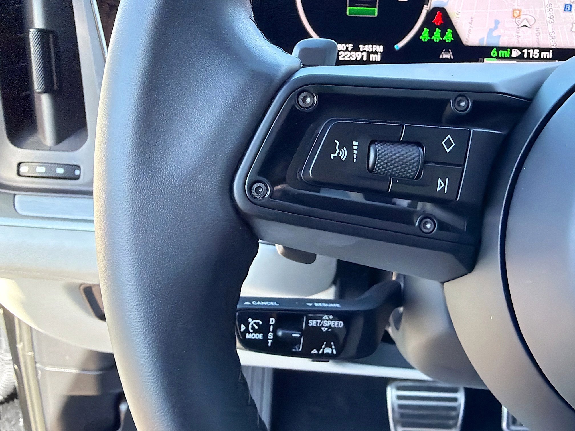 Used 2024 Porsche Cayenne Turbo image 36