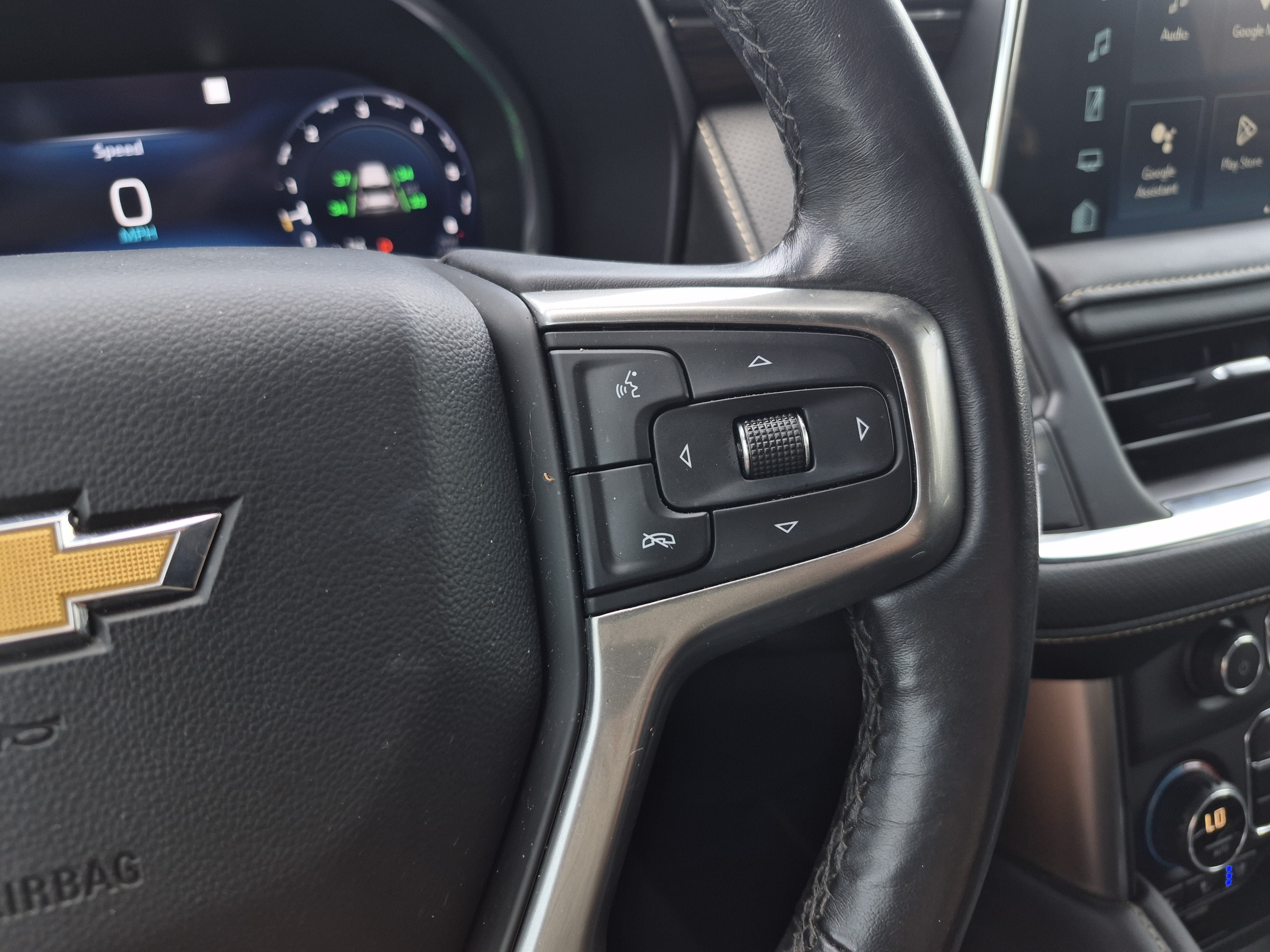 Used 2022 Chevrolet Suburban Premier w/ Max Trailering Package AWD/4WD image 25