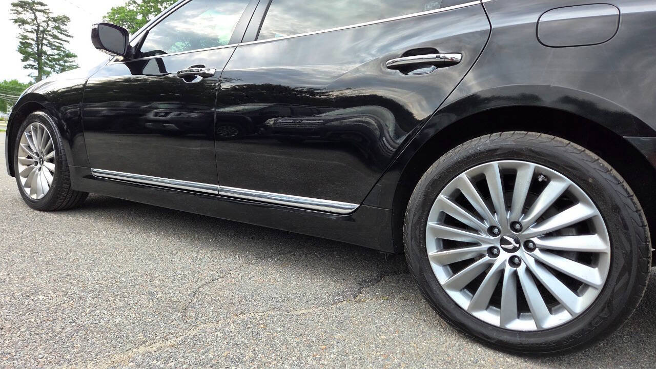 Used 2015 Hyundai Equus Signature RWD image 11