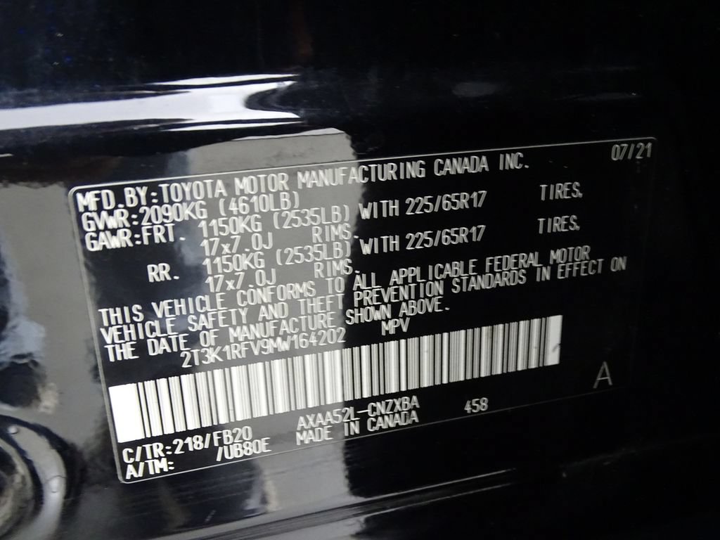 Used 2021 Toyota RAV4 LE FWD image 18