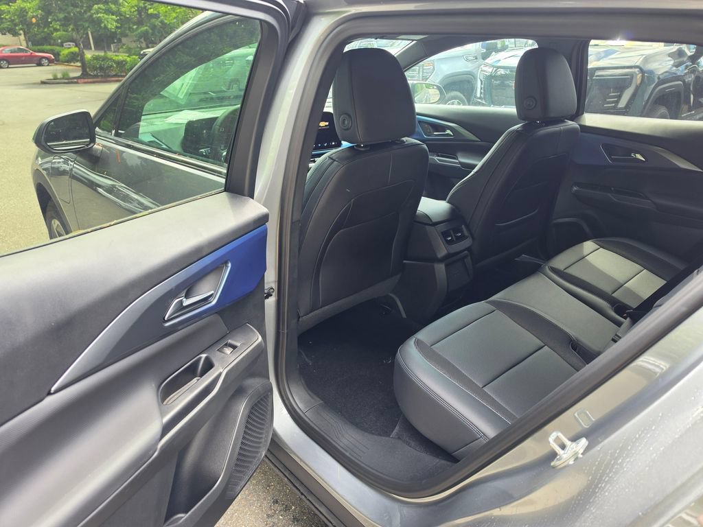 New 2026 Chevrolet Equinox EV LT AWD/4WD image 14