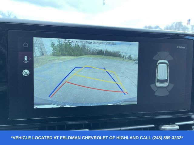 Used 2024 Kia Carnival EX image 16