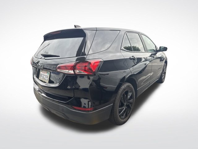Certified 2023 Chevrolet Equinox LS w/ LS Convenience Package FWD image 4