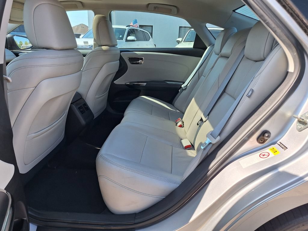 Used 2015 Toyota Avalon XLE Touring FWD image 12