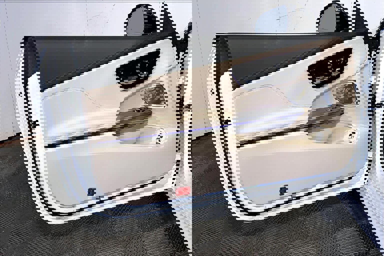 New 2026 Mercedes-Benz CLE 450 4MATIC Coupe image 11