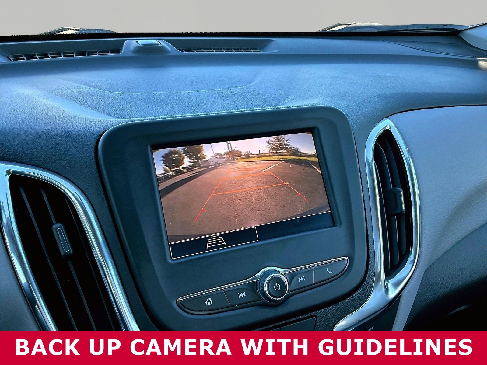 Used 2024 Chevrolet Equinox LS w/ Driver Confidence II Package FWD image 14