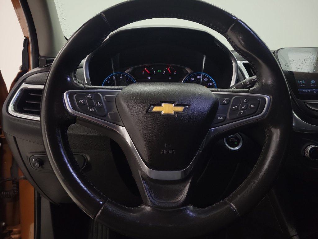 Used 2018 Chevrolet Equinox LT w/ Sun & Infotainment Package FWD image 13