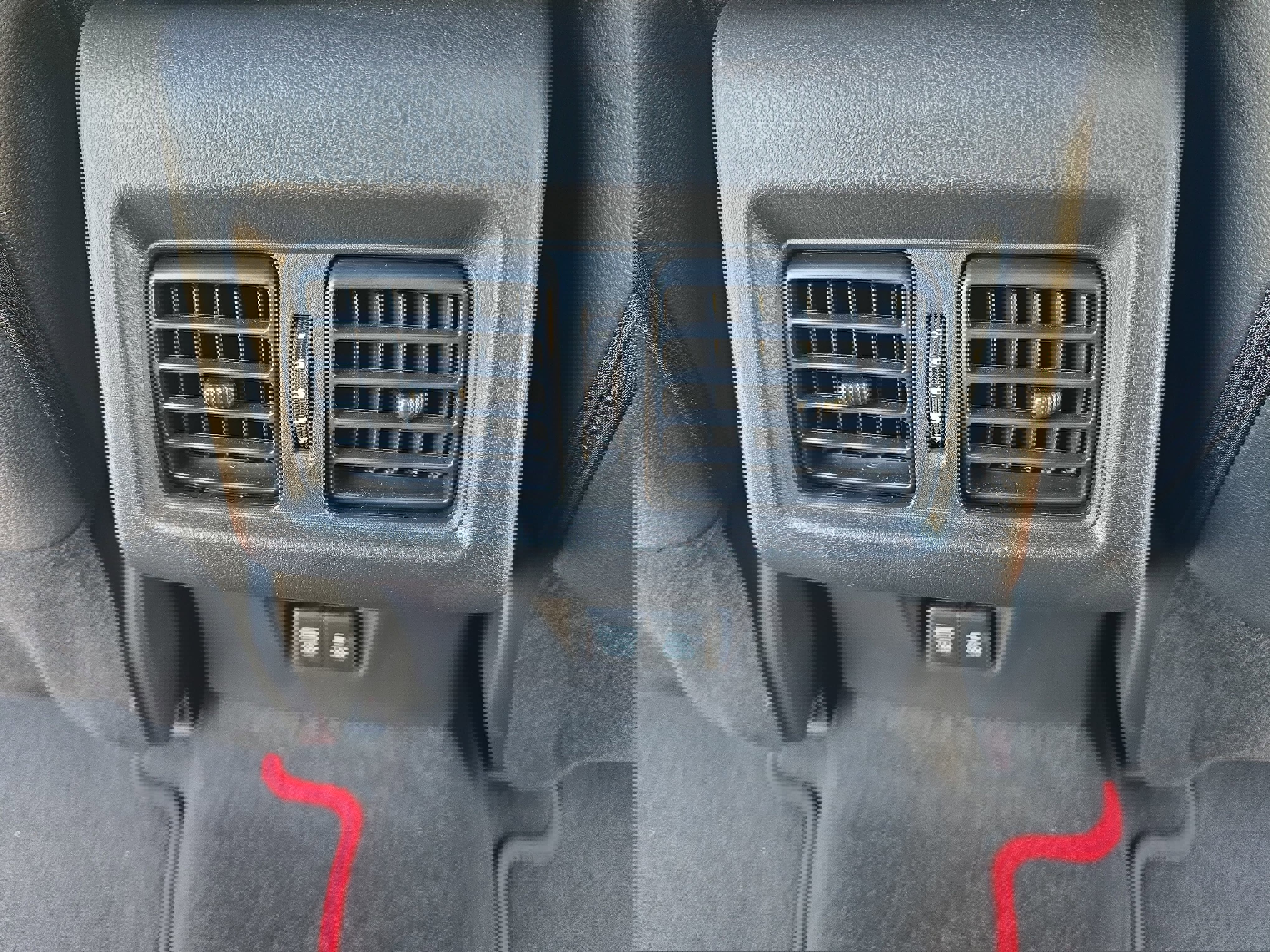 Used 2025 Toyota Camry SE FWD image 12