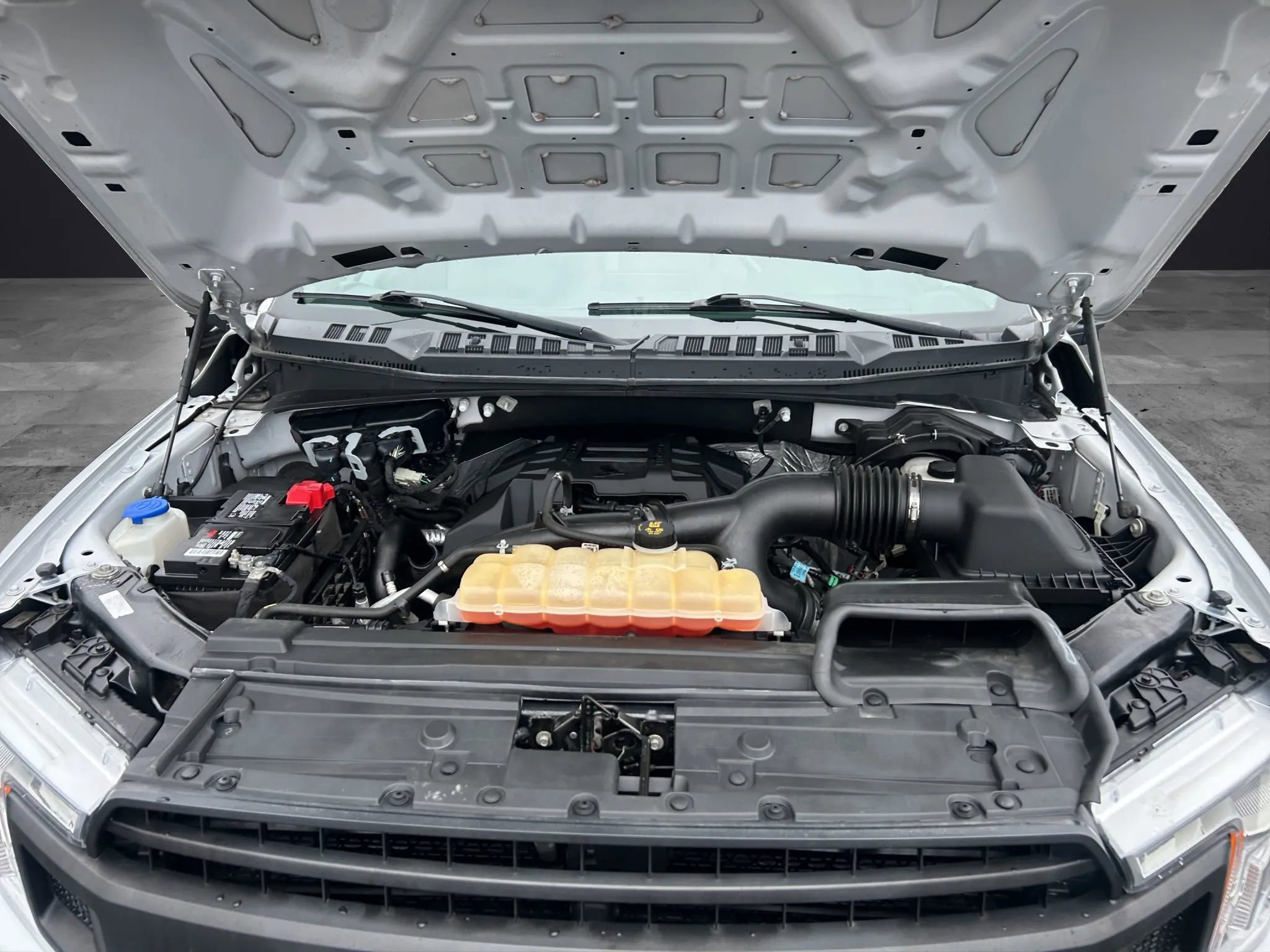Used 2018 Ford F150 XL w/ Equipment Group 101A Mid image 9