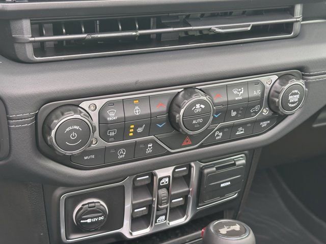 New 2026 Jeep Wrangler Sahara image 27