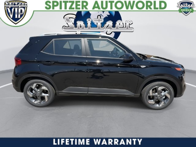 New 2026 Hyundai Venue SEL FWD image 16