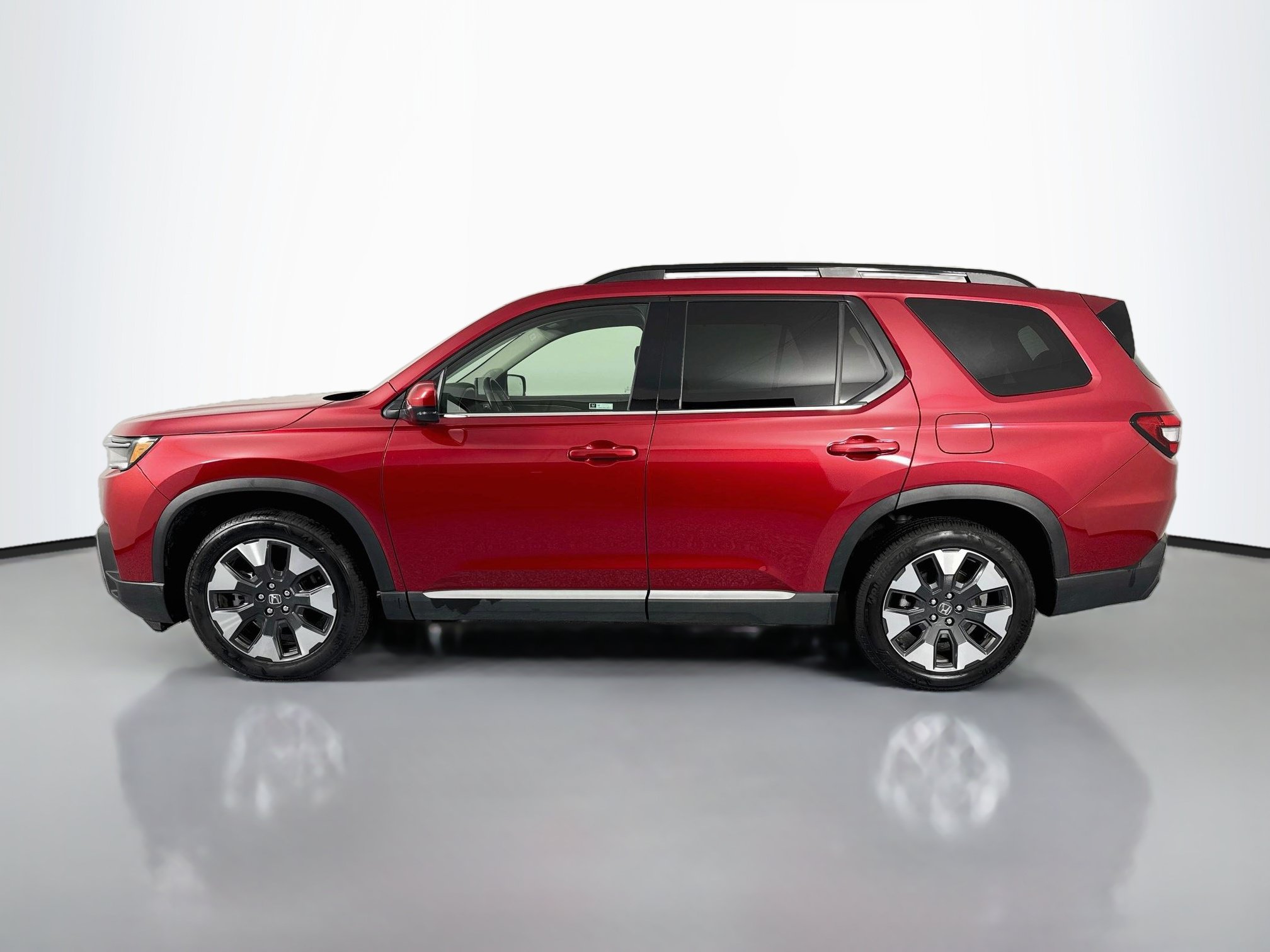 Certified 2026 Honda Pilot Elite image 8