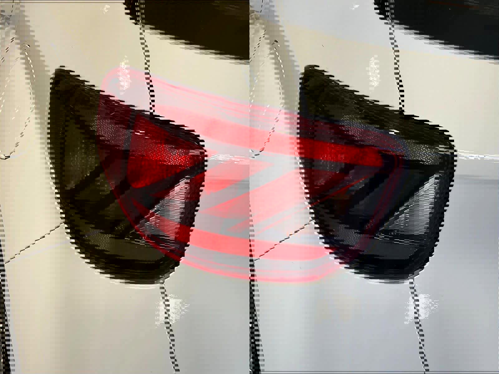 Used 2025 Hyundai Venue SE image 32