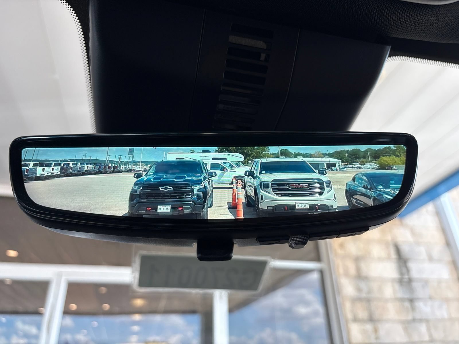New 2027 Chevrolet Traverse RS AWD/4WD image 28