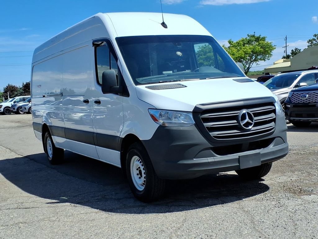 Used 2020 Mercedes-Benz Sprinter 2500 image 9