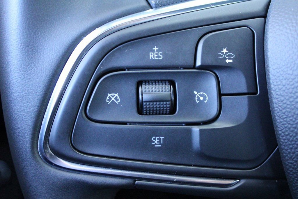 Used 2025 Buick Envista Sport Touring w/ Convenience II Package image 31