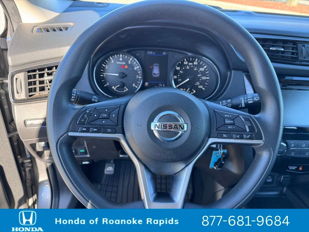 Used 2020 Nissan Rogue Sport S image 19