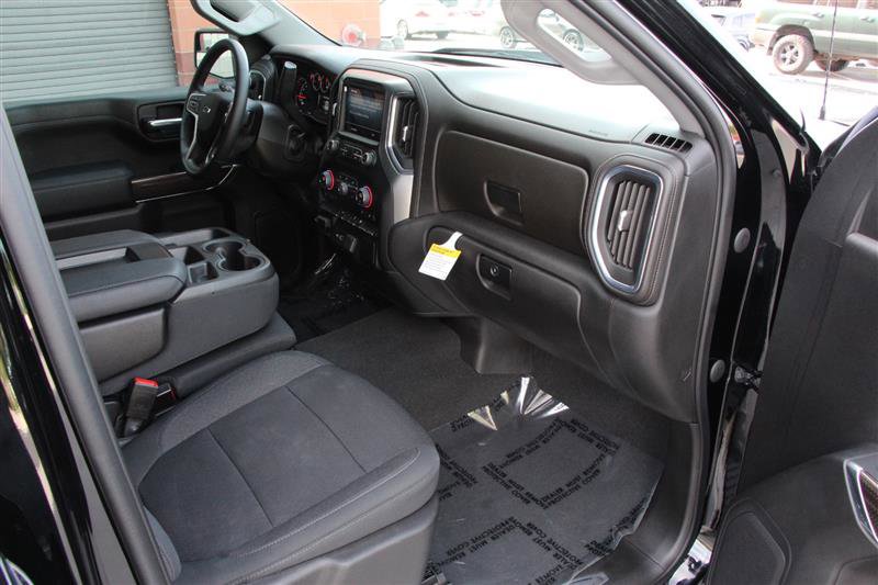 Used 2021 Chevrolet Silverado 1500 RST w/ Redline Edition AWD/4WD image 16