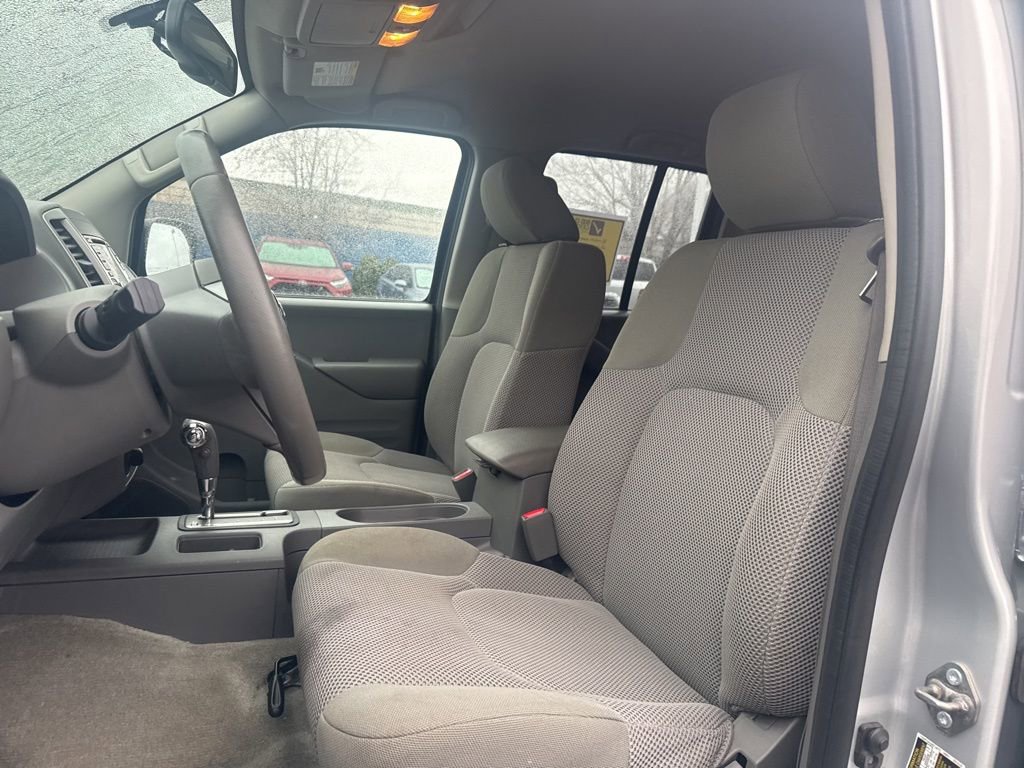 Used 2018 Nissan Frontier SV w/ Value Truck Package image 10