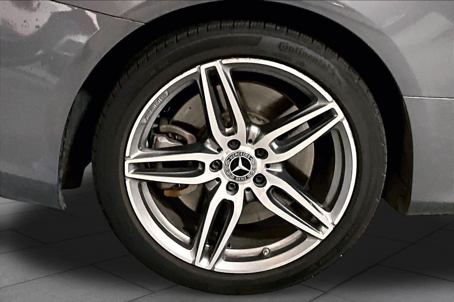 Used 2018 Mercedes-Benz E 400 Cabriolet image 10