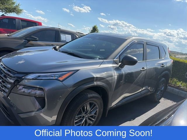 Used 2026 Nissan Rogue S FWD image 3