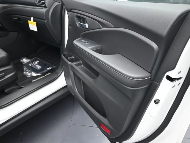 Certified 2025 Honda Ridgeline RTL image 37
