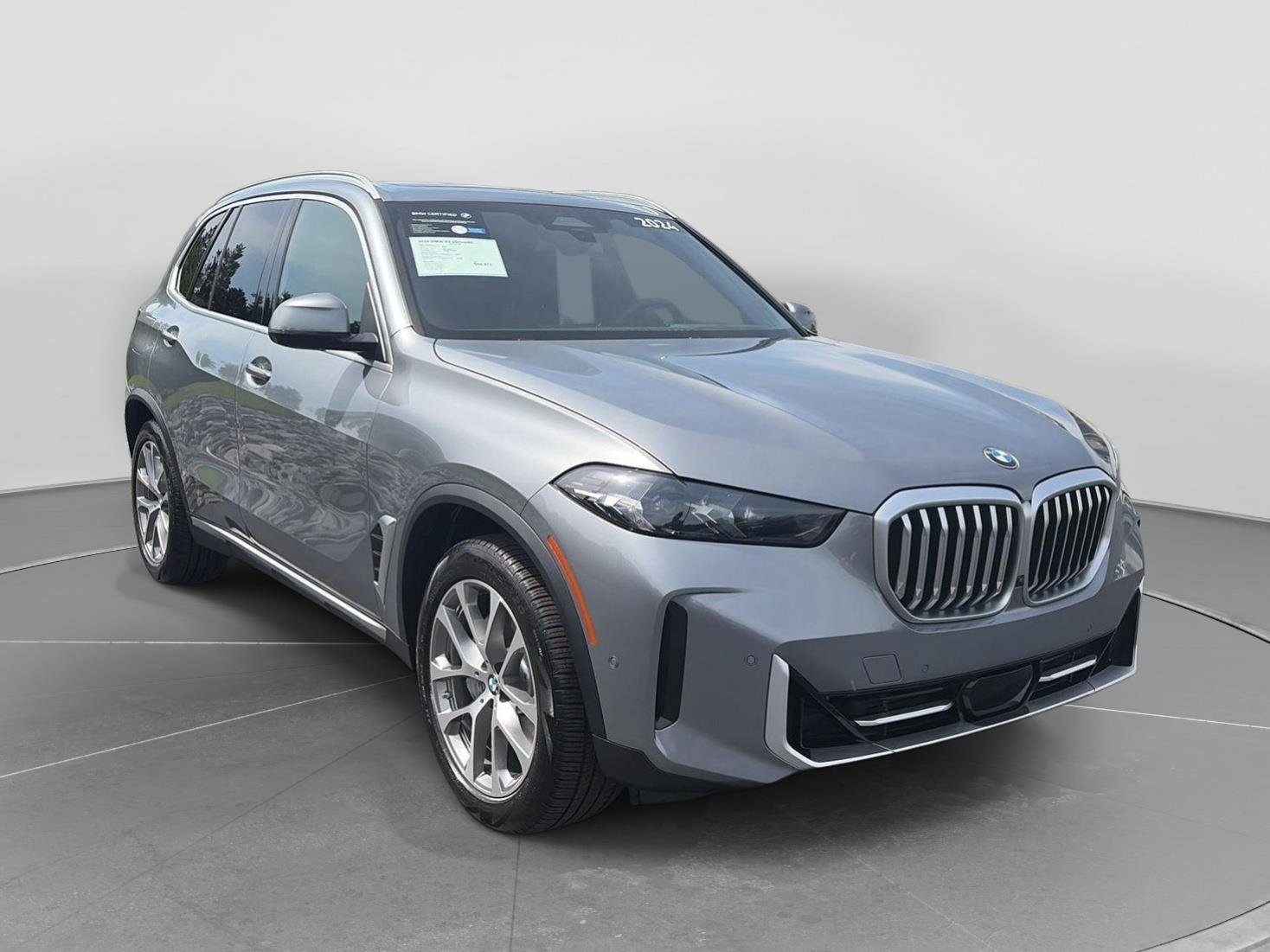 Certified 2024 BMW X5 xDrive40i w/ Parking Assistance Package AWD/4WD image 7