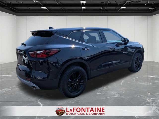 Used 2025 Nissan Rogue SV image 11