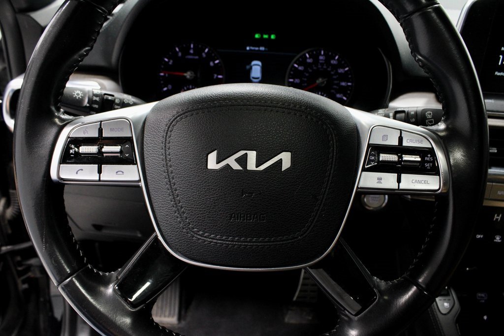 Used 2022 Kia Telluride SX w/ Towing Package image 32