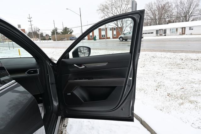 Used 2025 MAZDA CX-5 Signature image 18