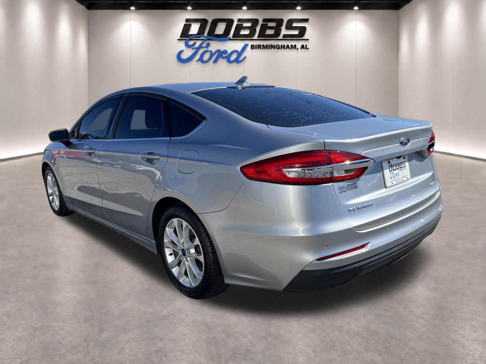 Certified 2020 Ford Fusion SE FWD image 5